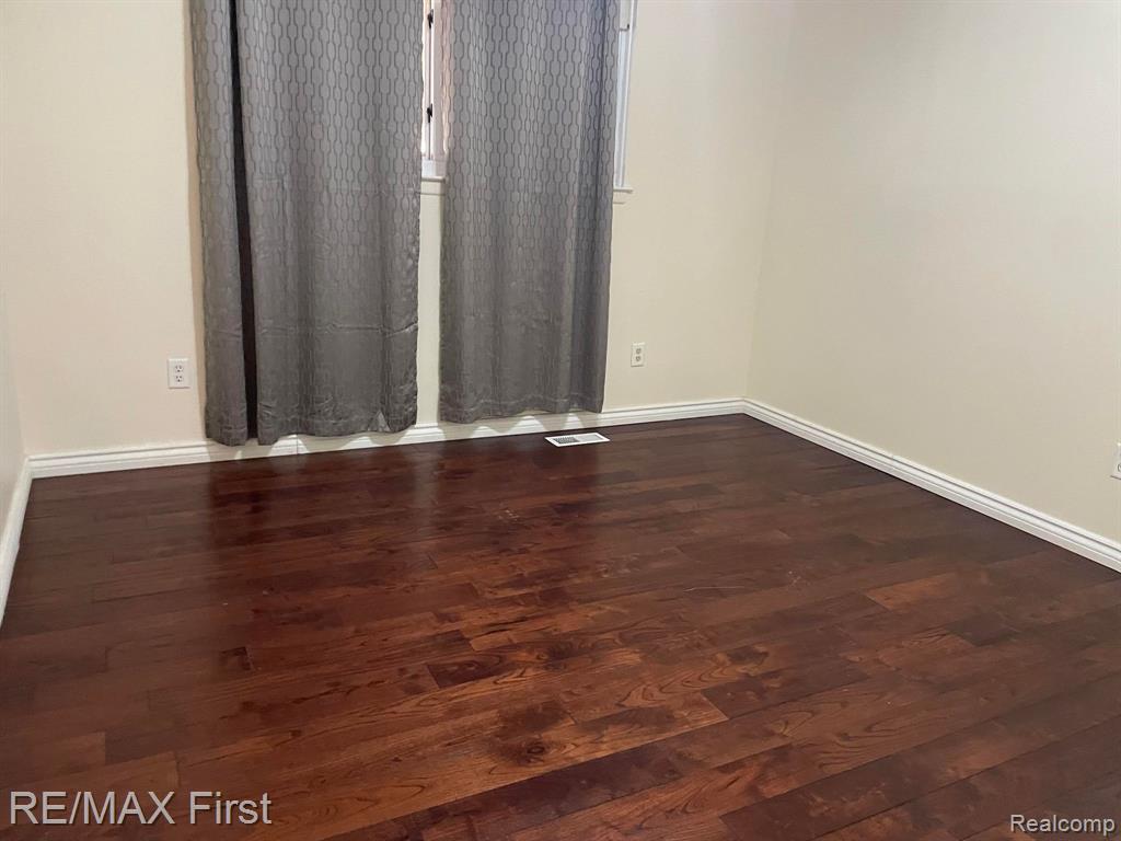 8401 18 18 Mile Road, Unit 99 Sterling Heights, MI 48313 - Photo 15 of 36