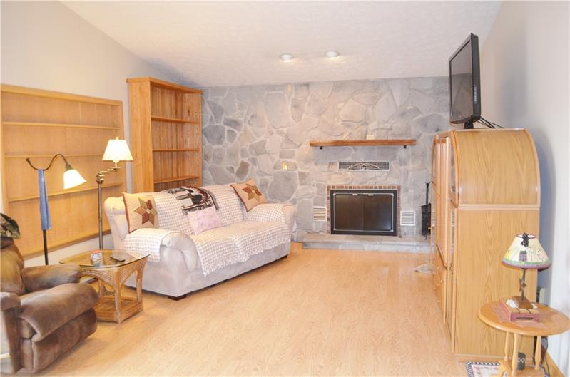 201 Hickory Road Friedens, PA 15541 - Photo 10 of 25 Gallery Image 10