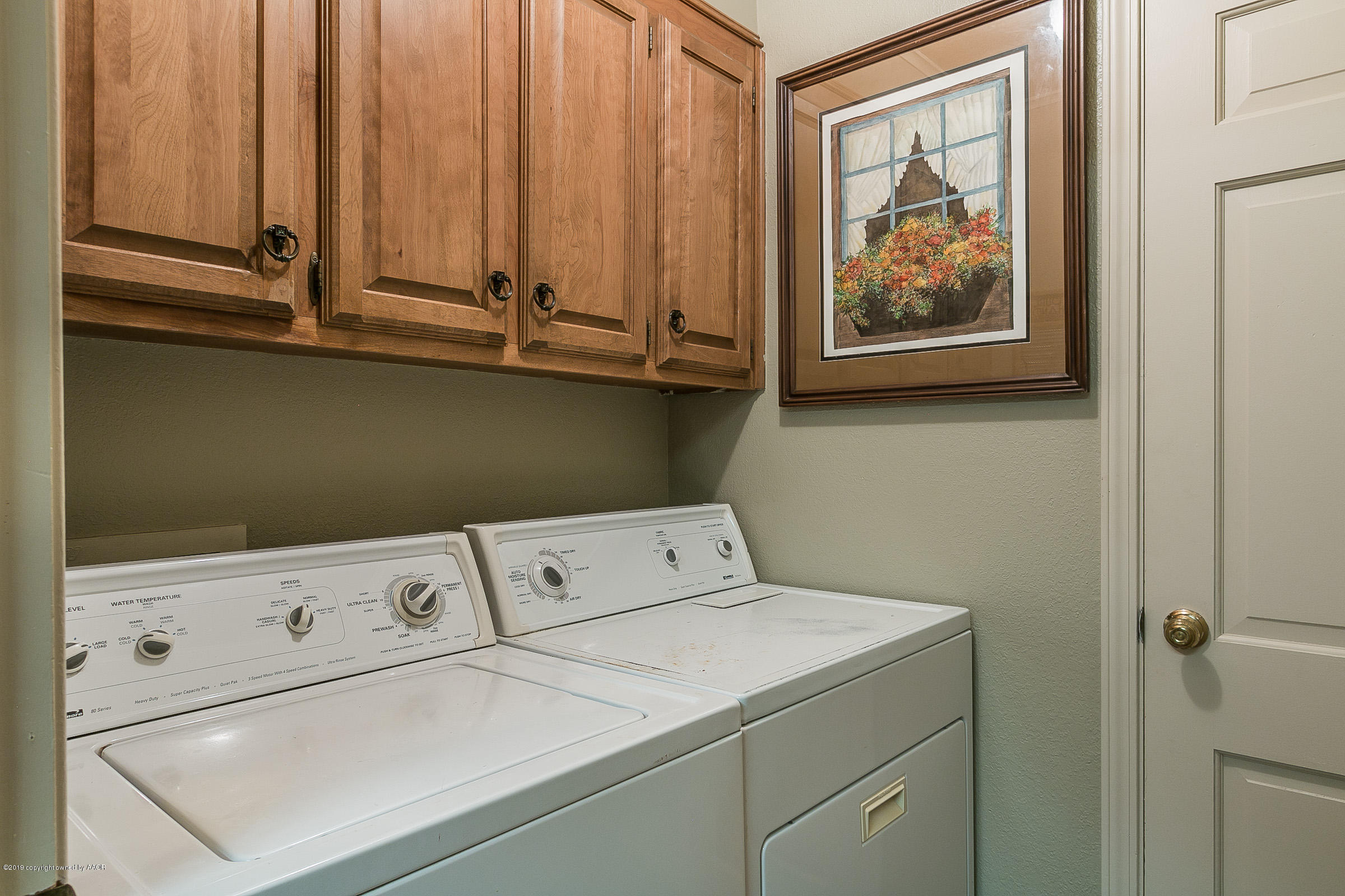 6122 Belpree Road Amarillo, TX 79106 - Photo 29 of 34 Utility Room