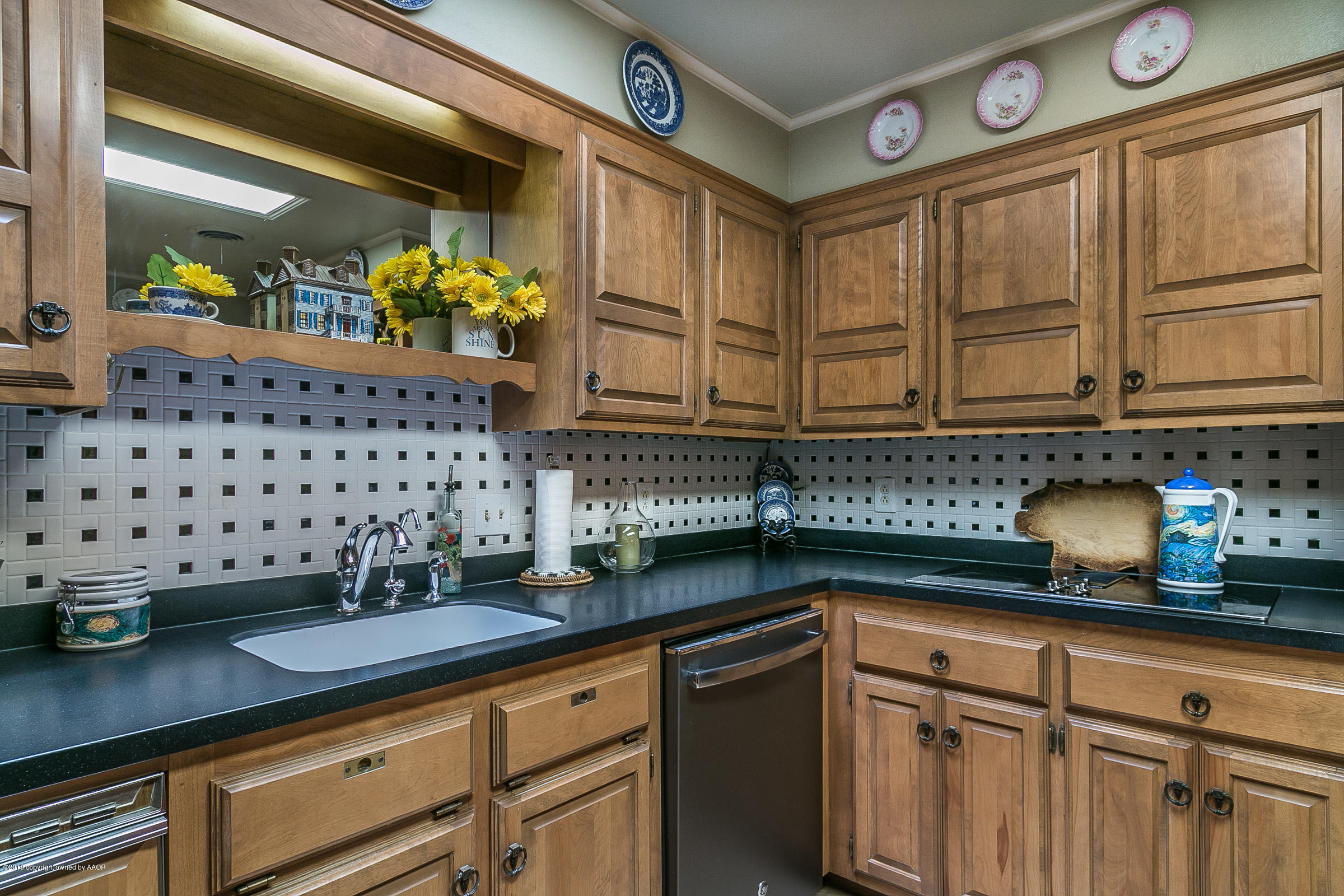 6122 Belpree Road Amarillo, TX 79106 - Photo 6 of 34 Kitchen 2