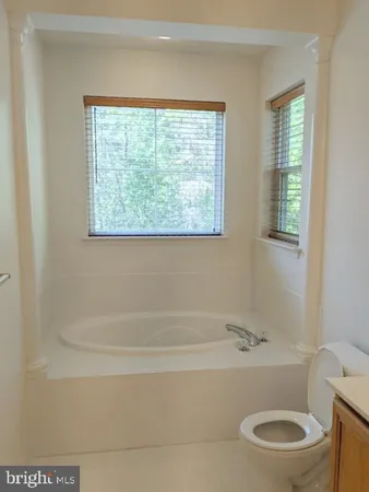 $330,000 | 1021 Leeward Way, Unit 1023, Solomons, MD 20688