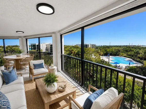 $995,000 | 6403 Gulf Of Mexico Boulevard, Unit 403, Marathon, FL 33050