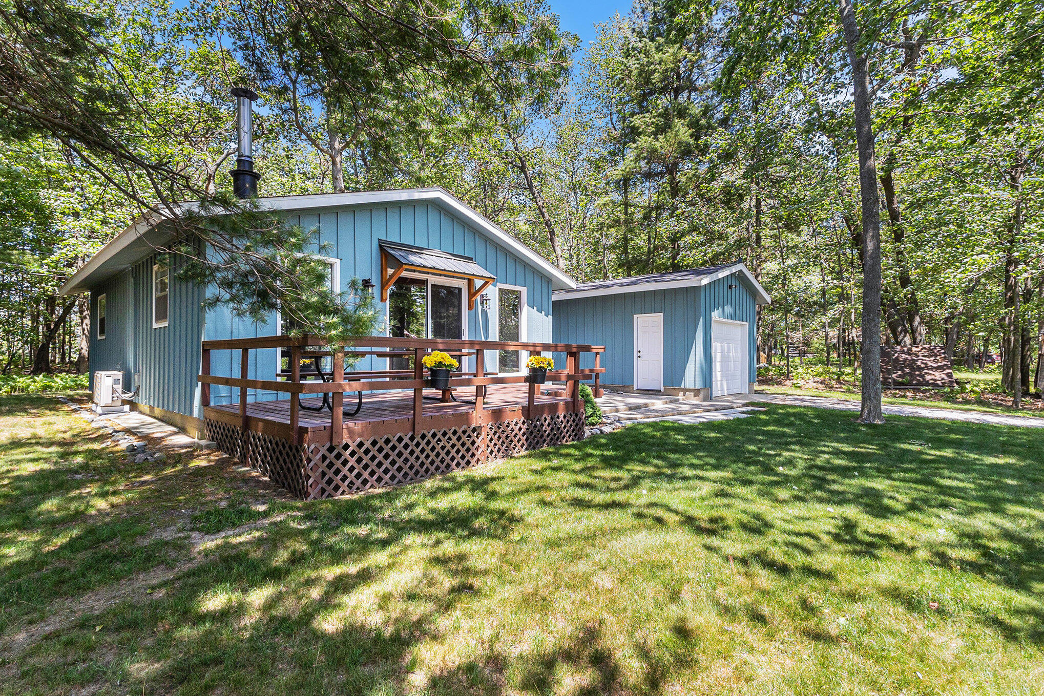 5510 West Lattin Road Pentwater, MI 49449 - Photo 1 of 27 014__42a7738_731