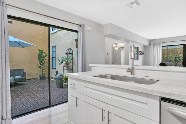 $3,200 | 8033 Northwest 71st Court, Unit 8033, Tamarac, FL 33321