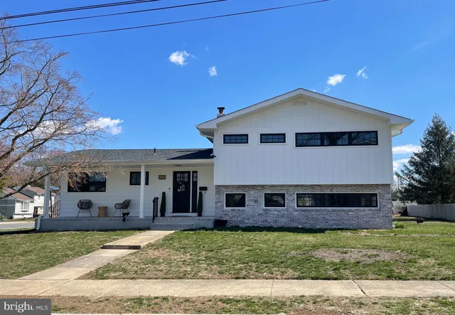 $529,900 | 25 Whitman Road, Hamilton, NJ 08619