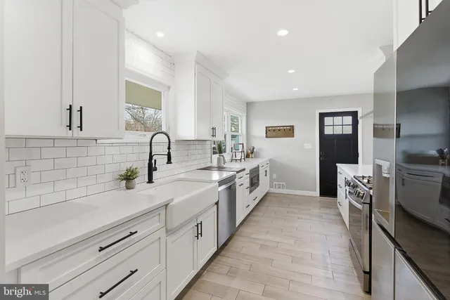 $529,900 | 25 Whitman Road, Hamilton, NJ 08619