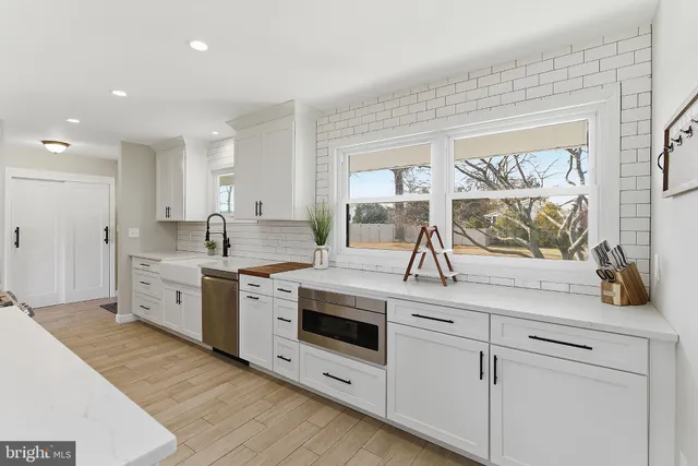 $529,900 | 25 Whitman Road, Hamilton, NJ 08619