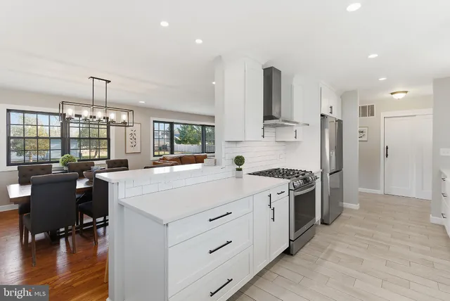 $529,900 | 25 Whitman Road, Hamilton, NJ 08619