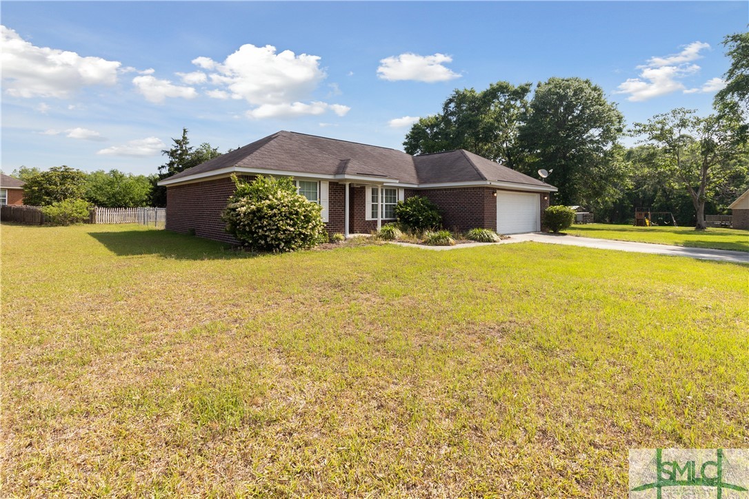 101 Rockingham Circle Bloomingdale, GA 31302 - Photo 3 of 25 Gallery Image 3