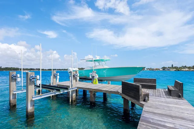 $65,000,000 | 1610 North Ocean Boulevard, Palm Beach, FL 33480