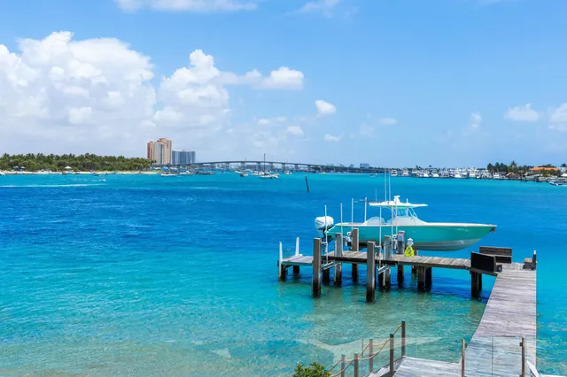 $65,000,000 | 1610 North Ocean Boulevard, Palm Beach, FL 33480