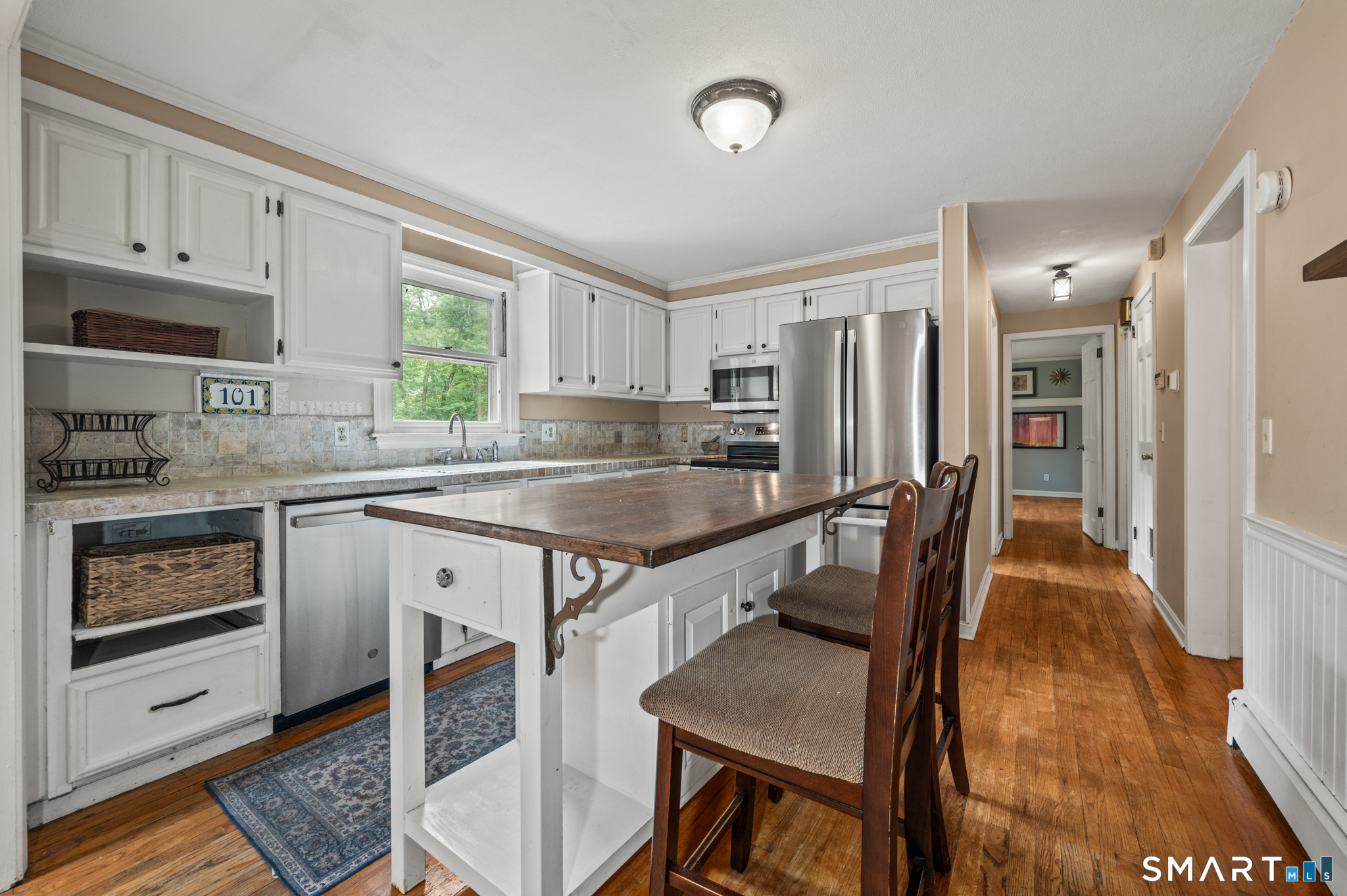 101 Abbey Road East Hampton, CT 06424 - Photo 18 of 40