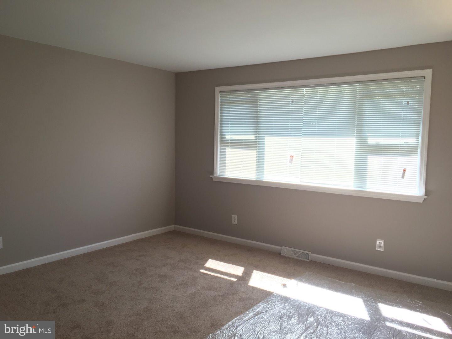 13 Old Albertson Road Hammonton, NJ 08037 - Photo 5 of 15 Gallery Image 5
