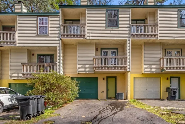 $192,000 | 1208 Cross Creek Way, Unit 2, Tallahassee, FL 32301