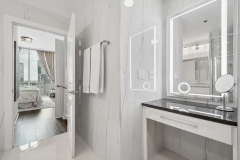 $809,000 | 415 Church Street, Unit 2112, Nashville, TN 37219