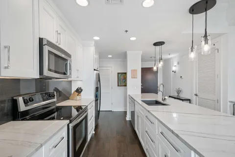 $809,000 | 415 Church Street, Unit 2112, Nashville, TN 37219