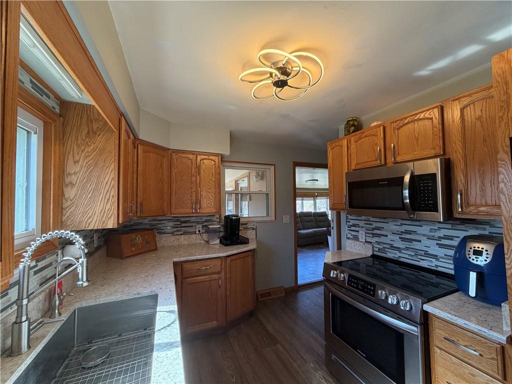 1051 South Lake Road Mercer, PA 16137 - Photo 13 of 43 Kitchen