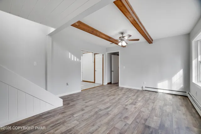 $1,800 | 122 Kocher Lane, Wind Gap, PA 18091