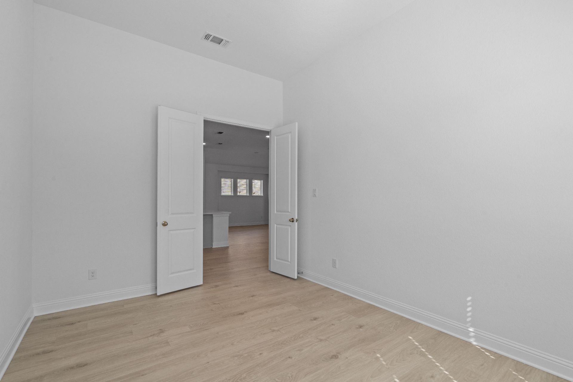 336 Ridgewell Loop Georgetown, TX 78633 - Photo 19 of 31