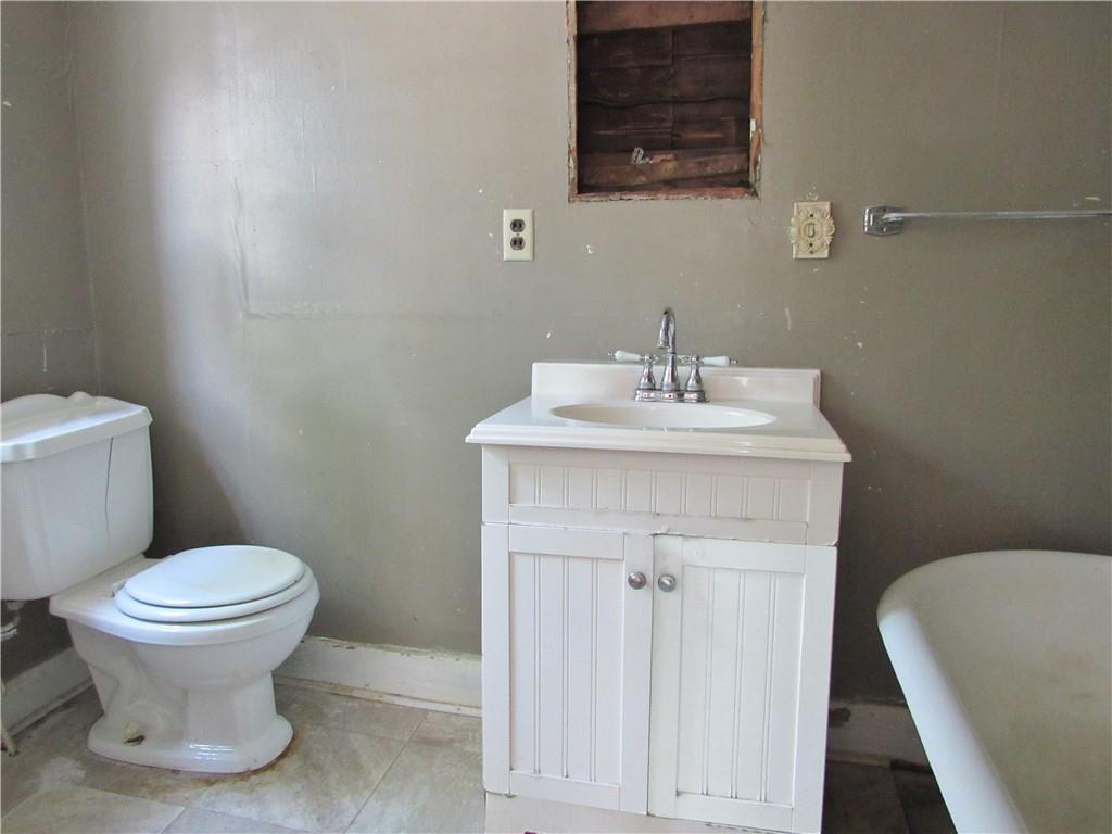 84 Main Street Smithfield, PA 15478 - Photo 6 of 14