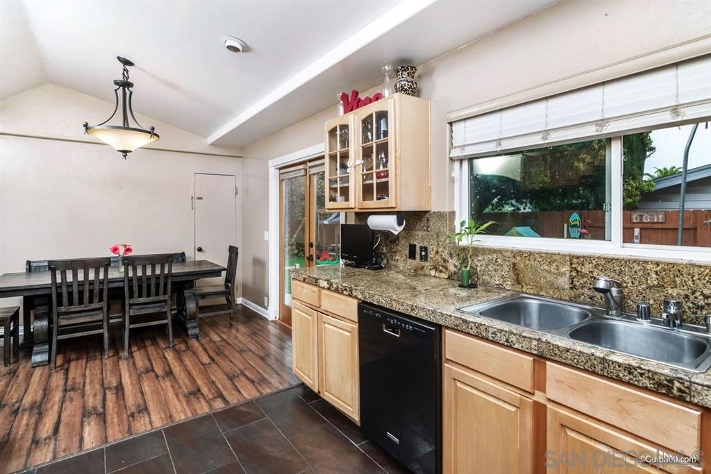 12569 McFeron Road Poway, CA 92064 - Photo 4 of 17