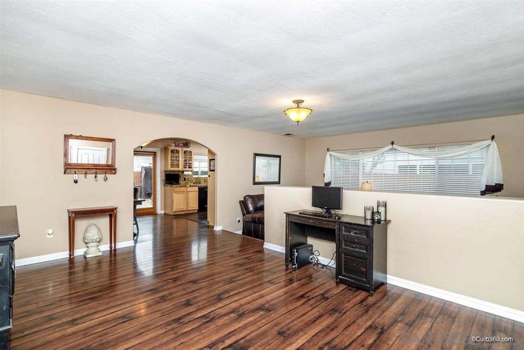 12569 McFeron Road Poway, CA 92064 - Photo 6 of 17