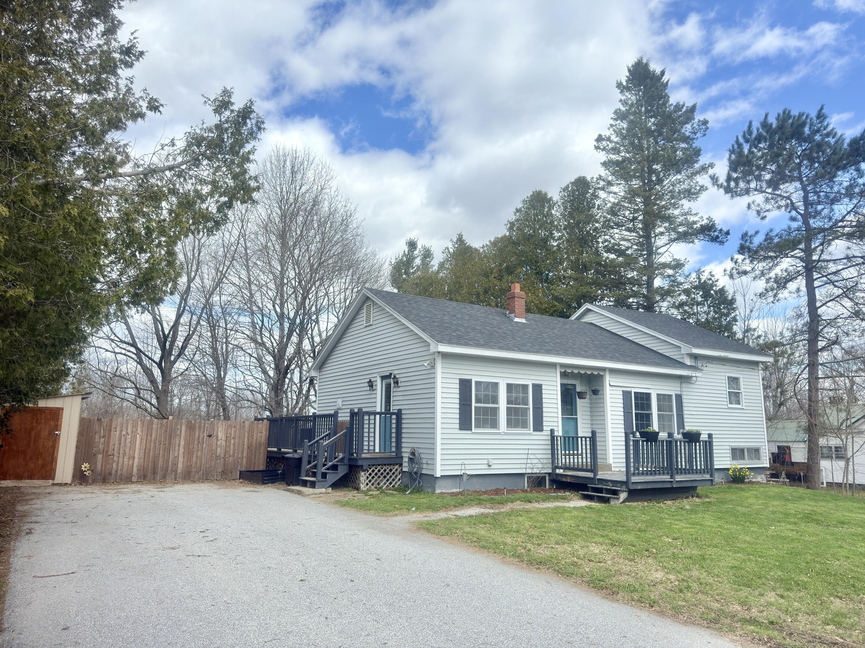 16 Kennebec Road Hampden, ME 04444 - Photo 1 of 33 16 Kennebec Road