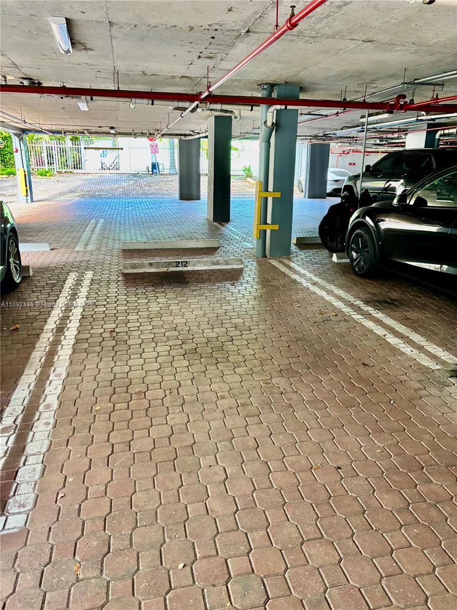 2734 Bird Avenue, Unit 212 Miami, FL 33133 - Photo 6 of 11