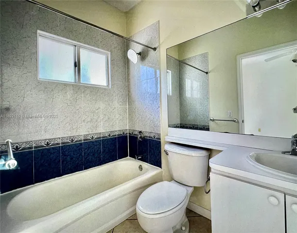 $1,990 | 2734 Bird Avenue, Unit 212, Miami, FL 33133