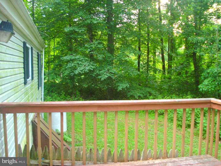 3519 Cemetery Road Parkesburg, PA 19365 - Photo 5 of 23 Deck