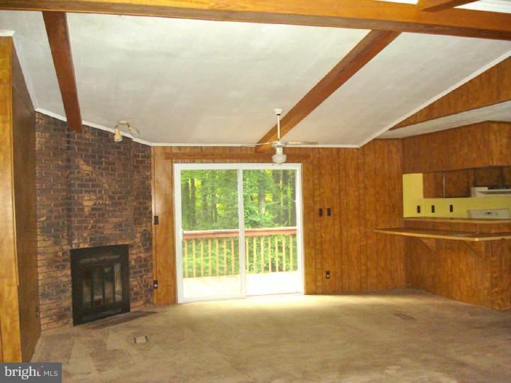 3519 Cemetery Road Parkesburg, PA 19365 - Photo 8 of 23 Living Room