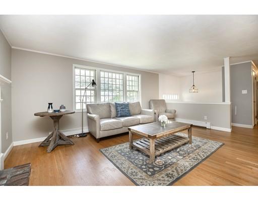 27 Longmeadow Road Hingham, MA 02043 - Photo 6 of 23 Gallery Image 6
