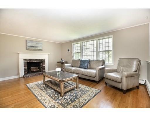 27 Longmeadow Road Hingham, MA 02043 - Photo 7 of 23 Gallery Image 7