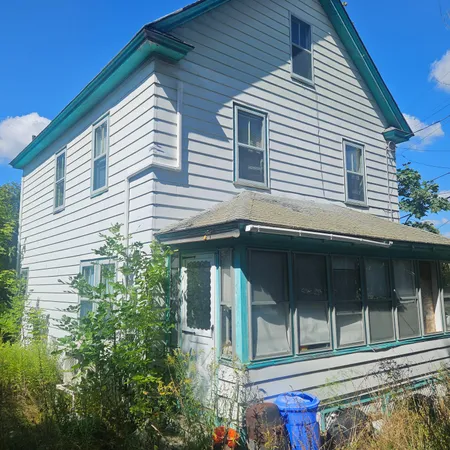 $50,000 | 90 Elm Street, Millinocket, ME 04462