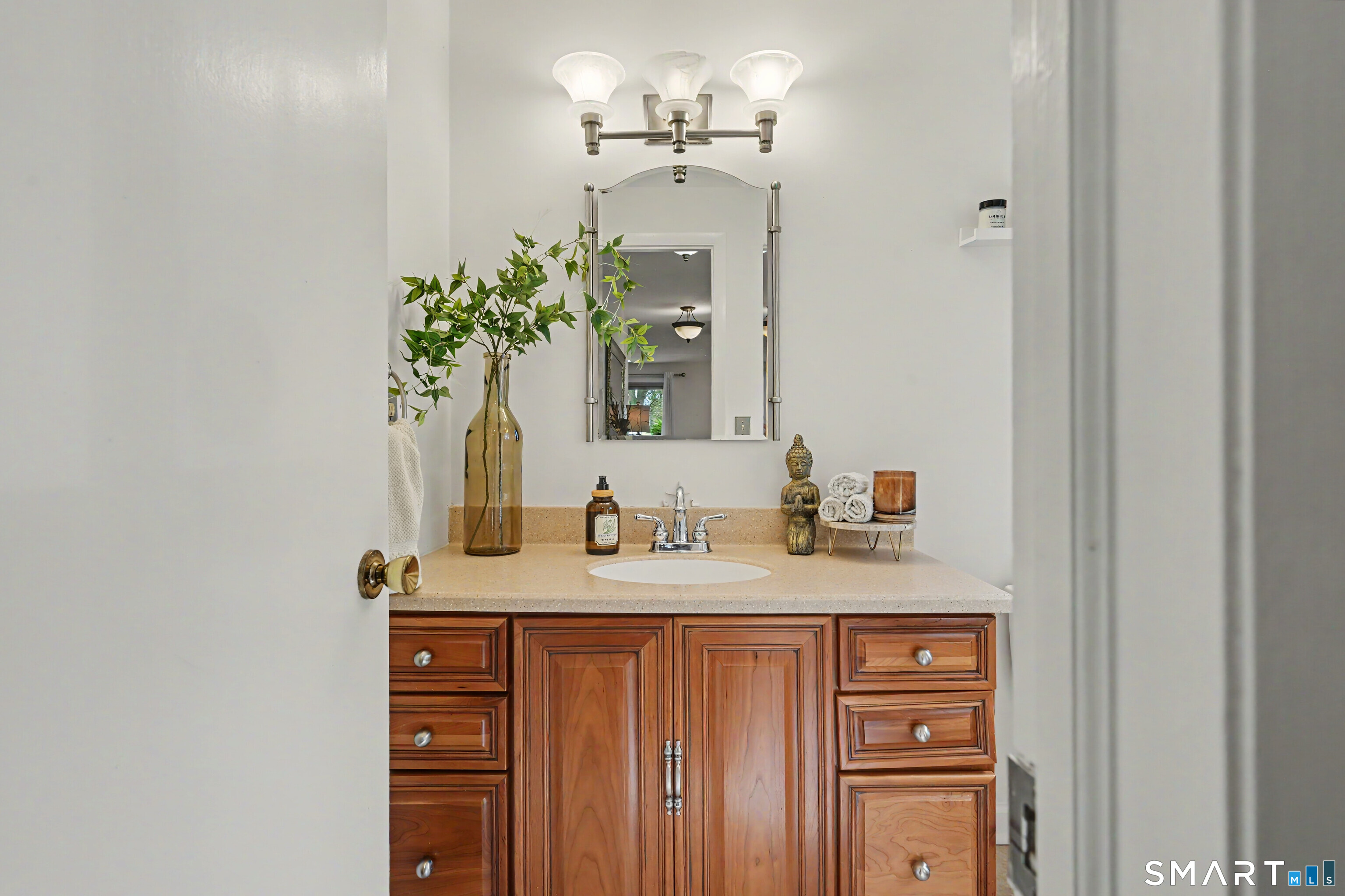 42 Powder Mill Road, Unit B Stratford, CT 06614 - Photo 16 of 40 Main Level Powder Room