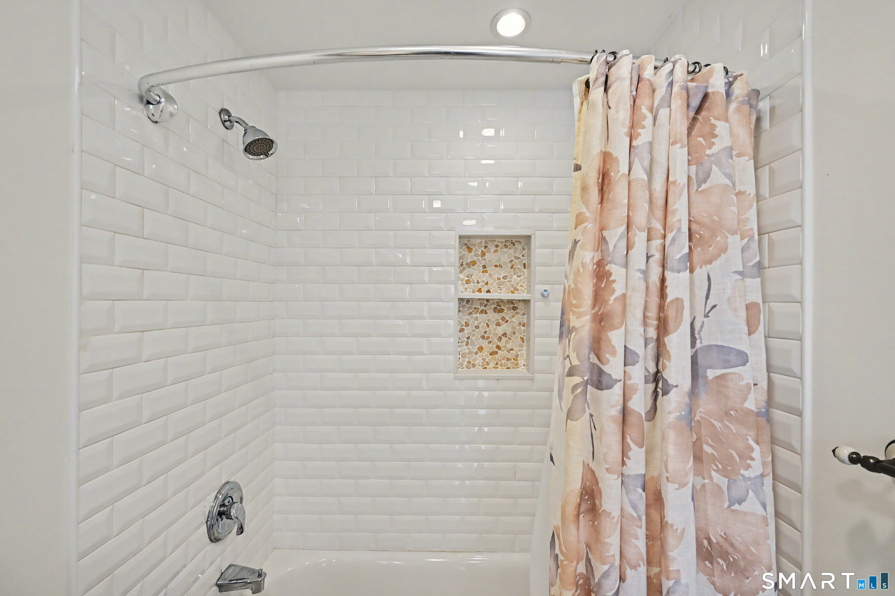 42 Powder Mill Road, Unit B Stratford, CT 06614 - Photo 23 of 40 Bedroom Level Full Bath