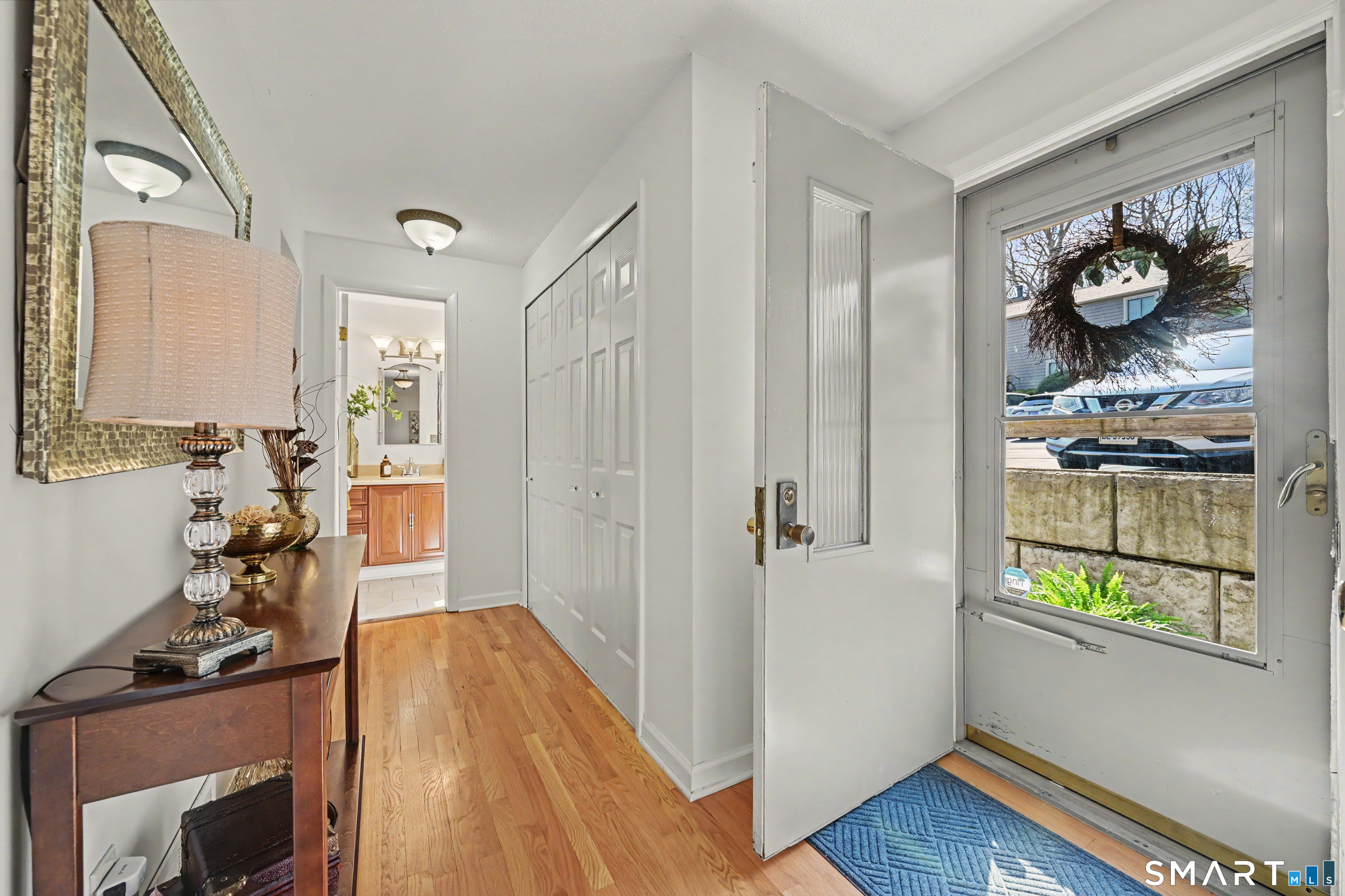 42 Powder Mill Road, Unit B Stratford, CT 06614 - Photo 3 of 40 Entrance/Foyer