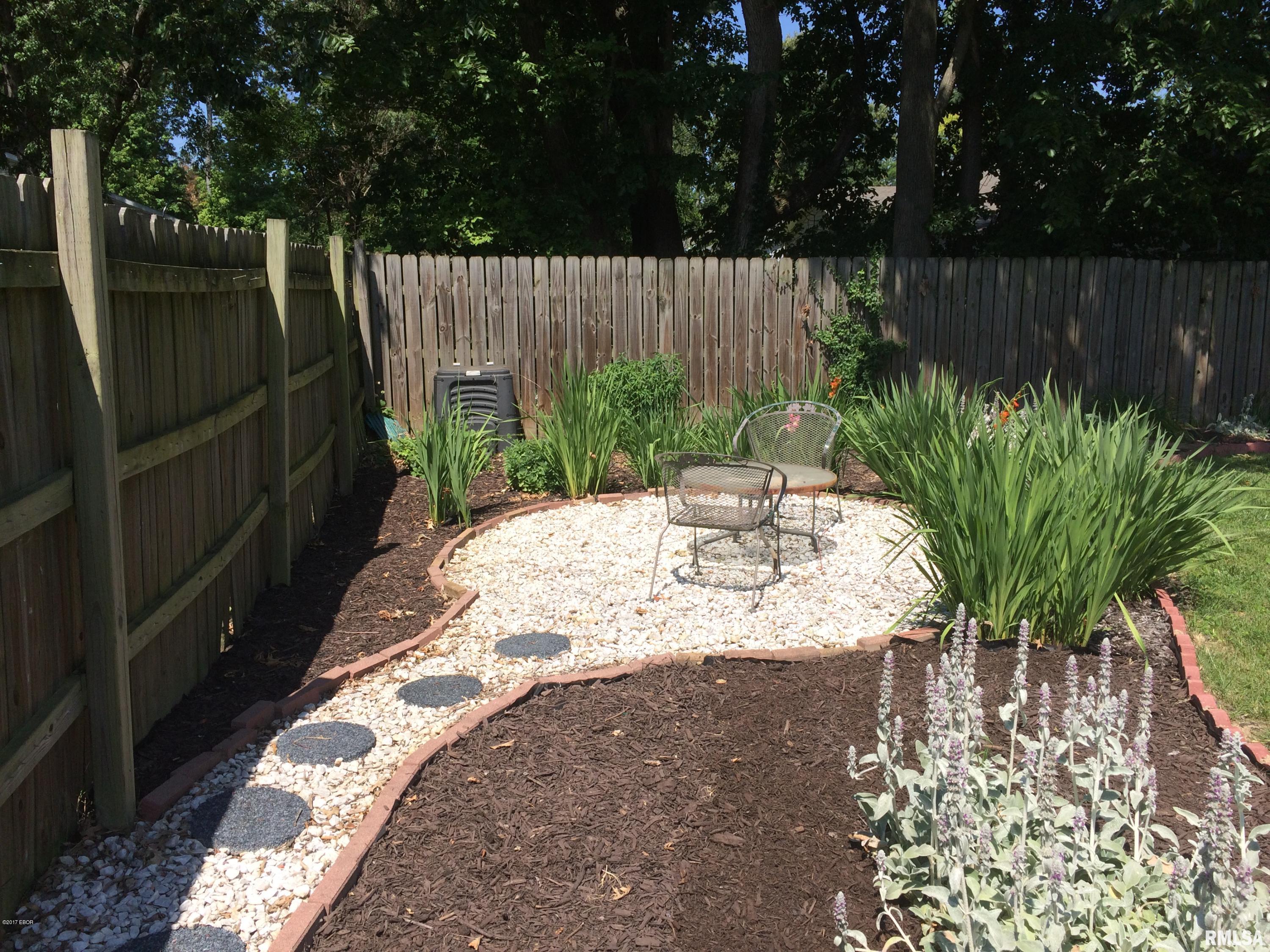 605 West Rigdon Street Carbondale, IL 62901 - Photo 22 of 32 Gallery Image 22
