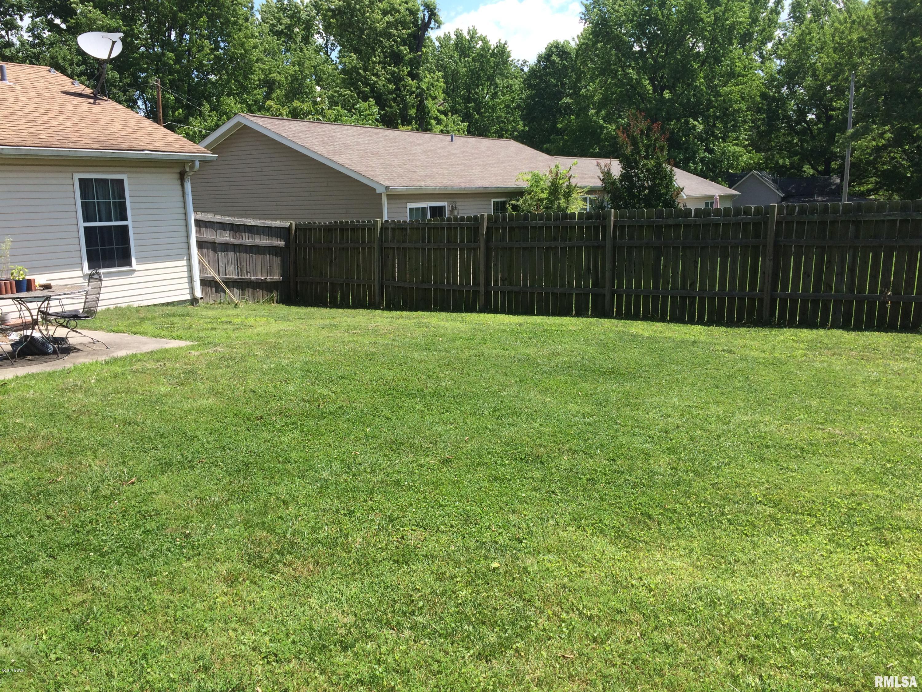 605 West Rigdon Street Carbondale, IL 62901 - Photo 27 of 32 Gallery Image 27