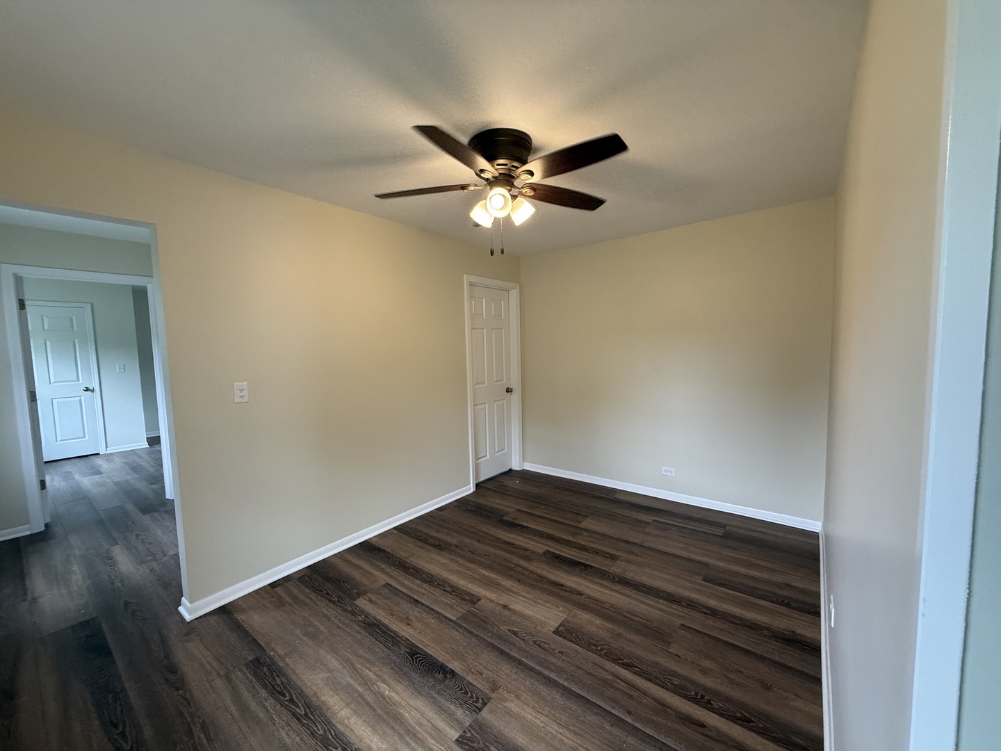 17915 West Sand Lake Road Wadsworth, IL 60083 - Photo 4 of 9