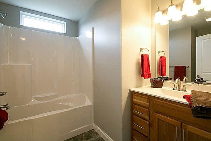 908 Wood Lily Road Solon, IA 52333 - Photo 19 of 25 Gallery Image 19