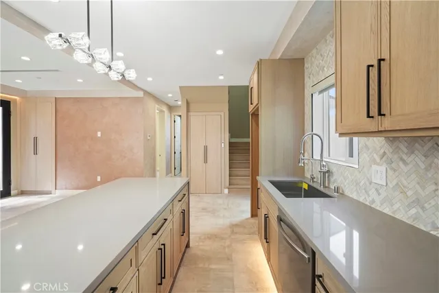 $5,200 | 5428 Calhoun Avenue, Sherman Oaks, CA 91401