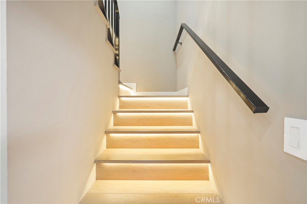 5428 Calhoun Avenue Sherman Oaks, CA 91401 - Photo 8 of 16