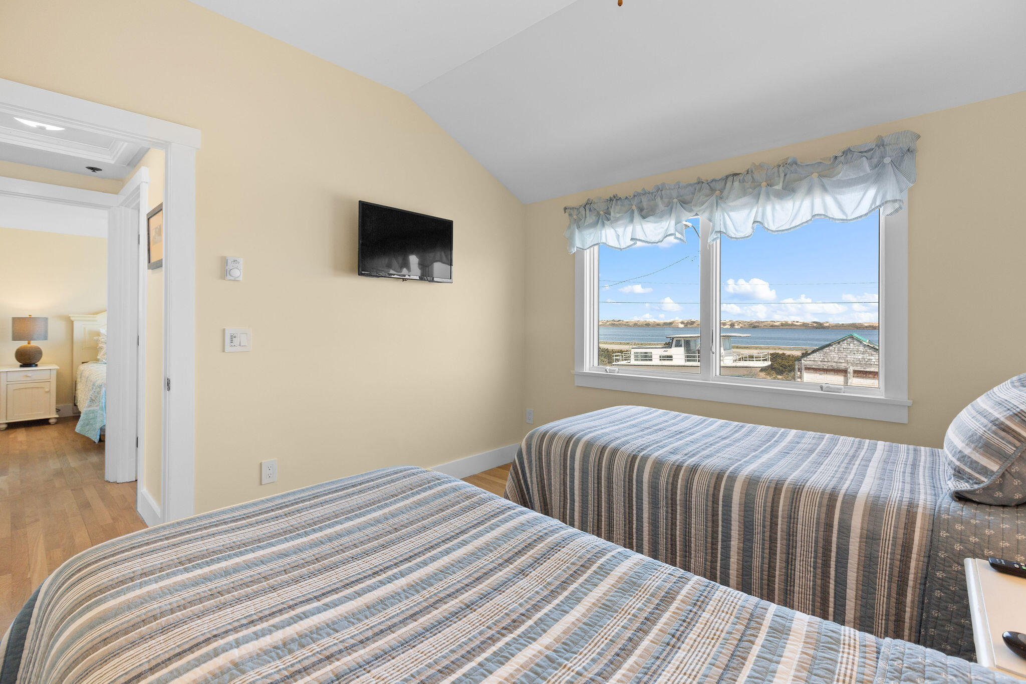 496 Shore Road, Unit 16 Truro, MA 02666 - Photo 16 of 23 496ShoreRd#16-28