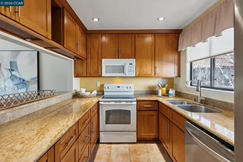 $355,000 | 1632 South Villa Way, Walnut Creek, CA 94595