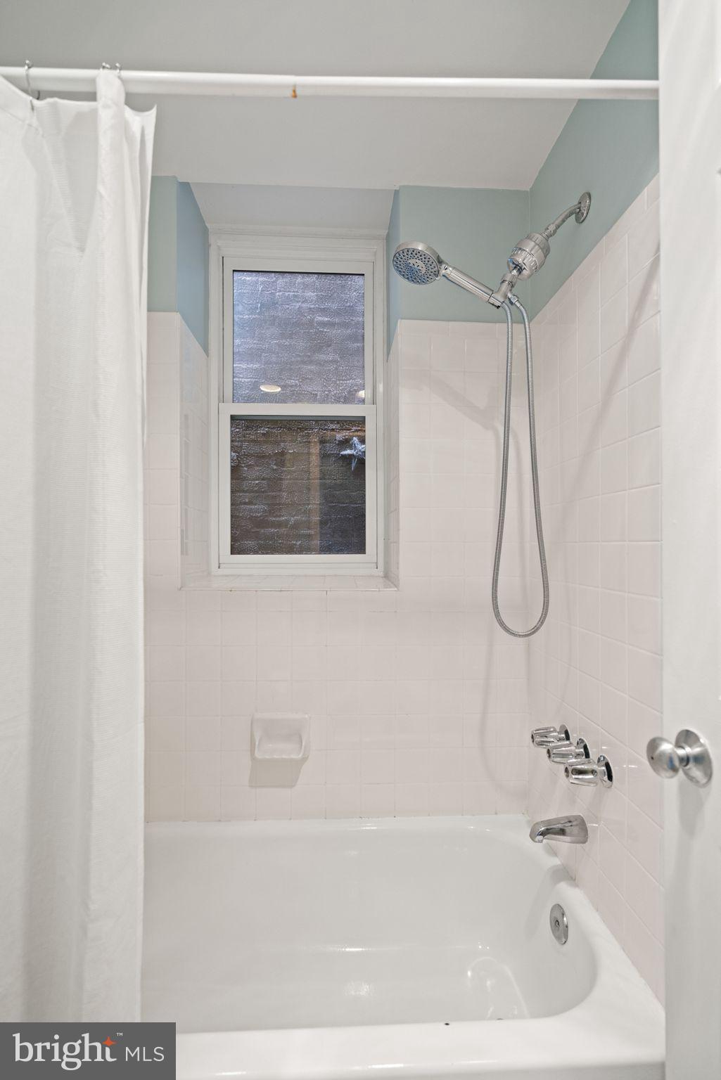 1920 S Street Northwest, Unit 305 Washington, DC 20009 - Photo 23 of 29