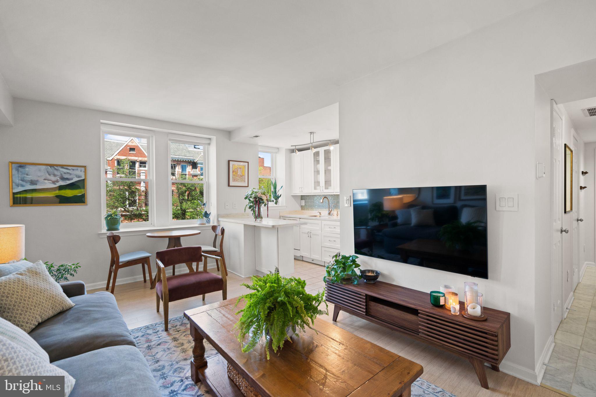 1920 S Street Northwest, Unit 305 Washington, DC 20009 - Photo 3 of 29