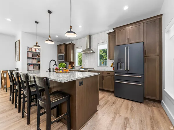 $689,900 | 584 West 620th Street North, Centerville, UT 84014