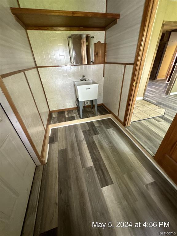 5248 East Coldwater Road Flint, MI 48506 - Photo 11 of 21 Gallery Image 11