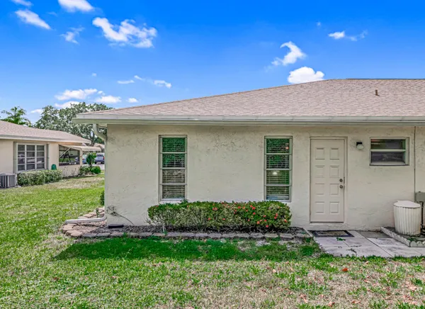 $1,700 | 5030 Lake Front Boulevard, Unit D, Delray Beach, FL 33484